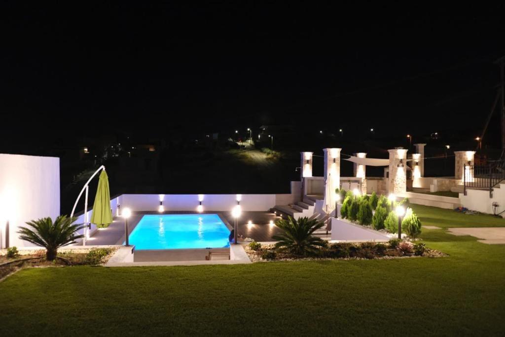 The White House Beach Villa Rafína Extérieur photo